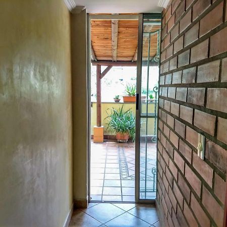 Bueno, Bonito, Barato Y Cerca A El Poblado Lejlighed Medellín Eksteriør billede